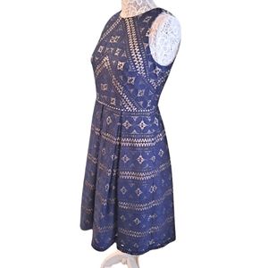 NWOT Eliza J Deep Blue Laser Cutout Design with Contrast Taupe Lining Zi…